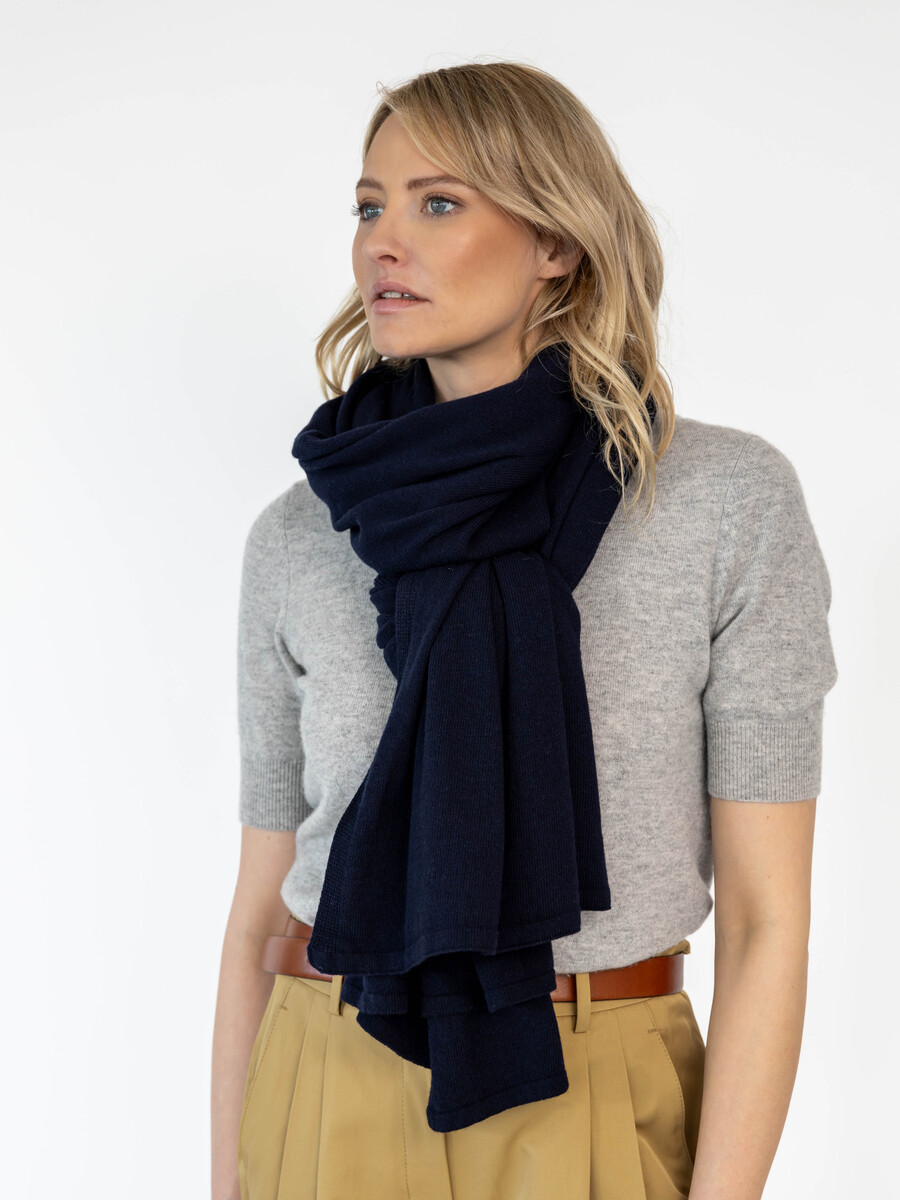 Travel Wrap Cosy Chic Navy Blue