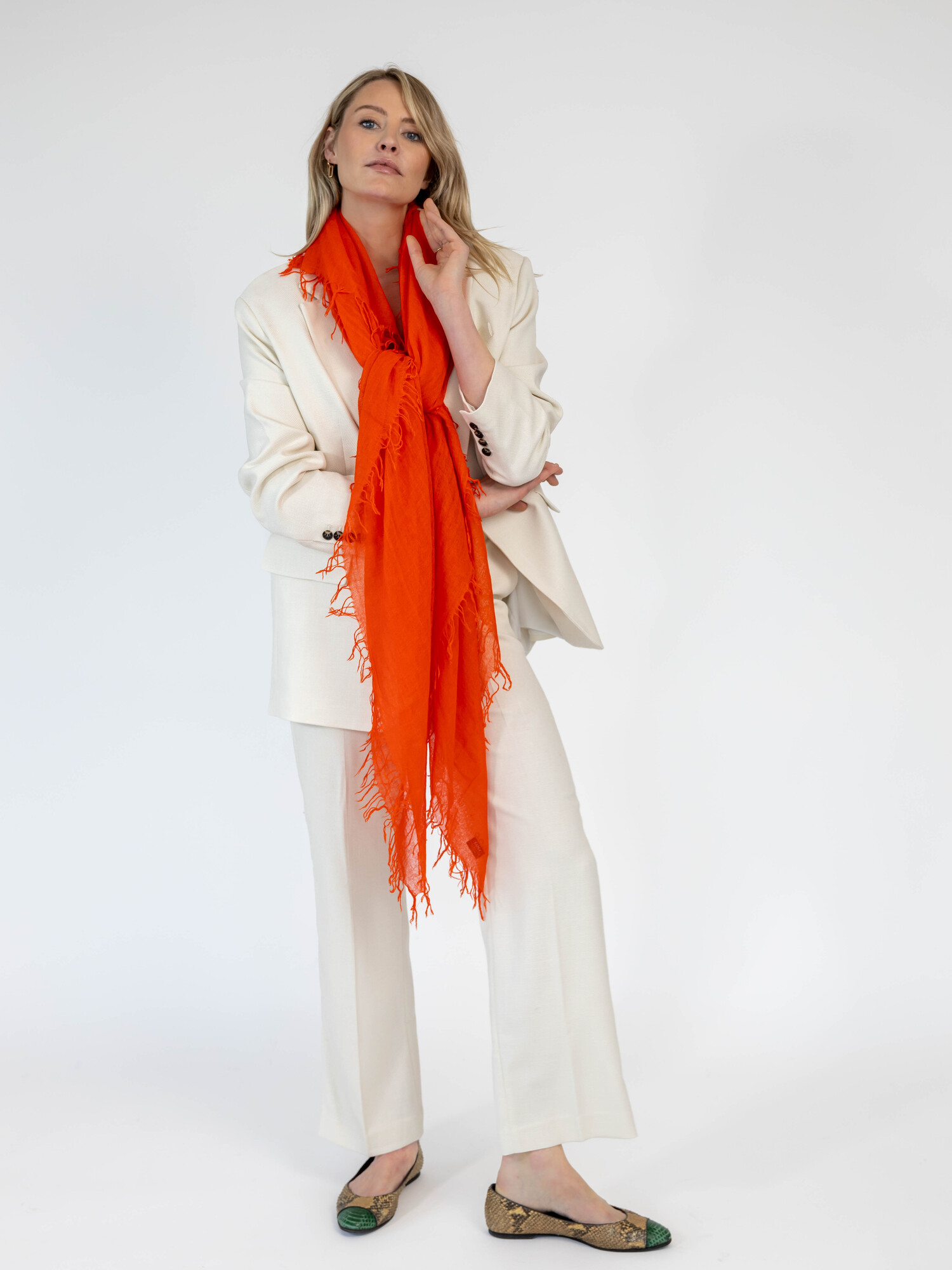 C.O.S.Y by SjaalMania Sjaal Cosy Cashmy Tangerine Tango