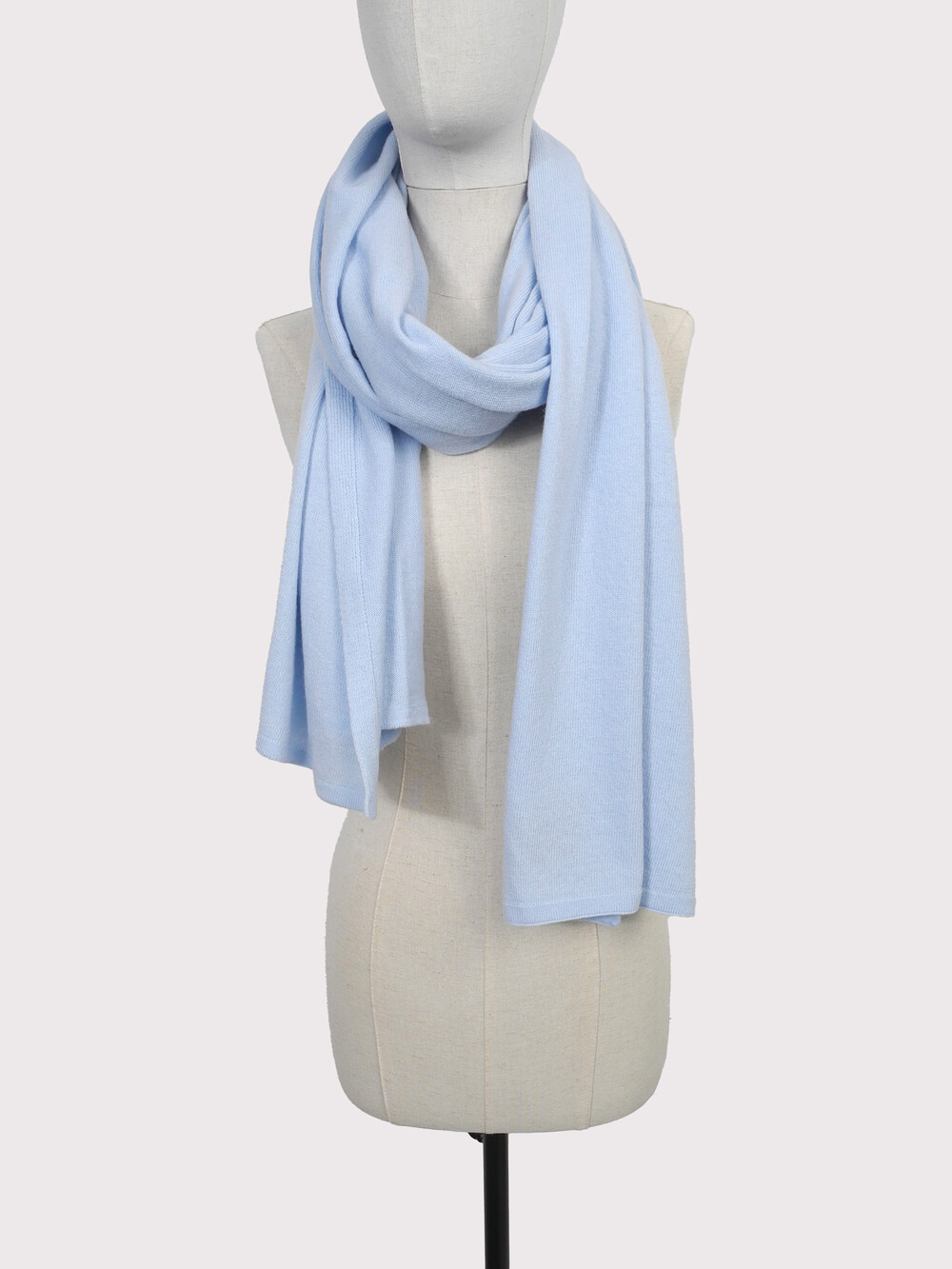 C.O.S.Y by SjaalMania Travel Light Wrap Light Blue