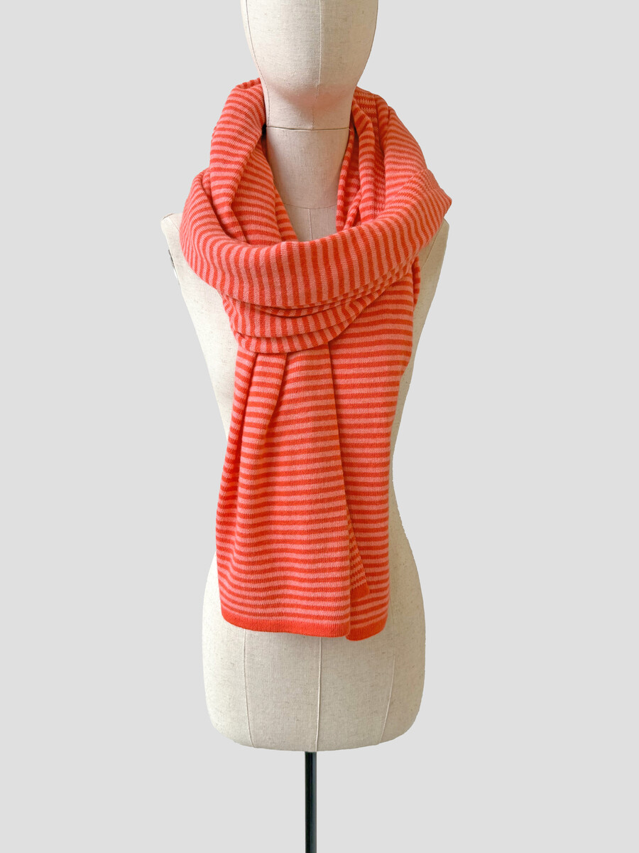C.O.S.Y by SjaalMania Travel Wrap Cosy Chic Stripes  Coral / Poppy