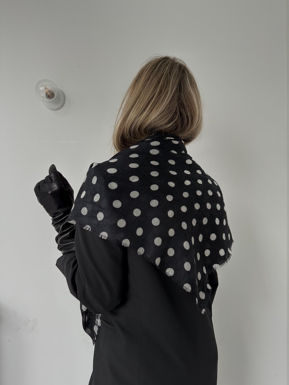 Schal 100% Kaschmir Dots Schwarz C.O.S.Y by SjaalMania Schal 100% Kaschmir Dots Schwarz