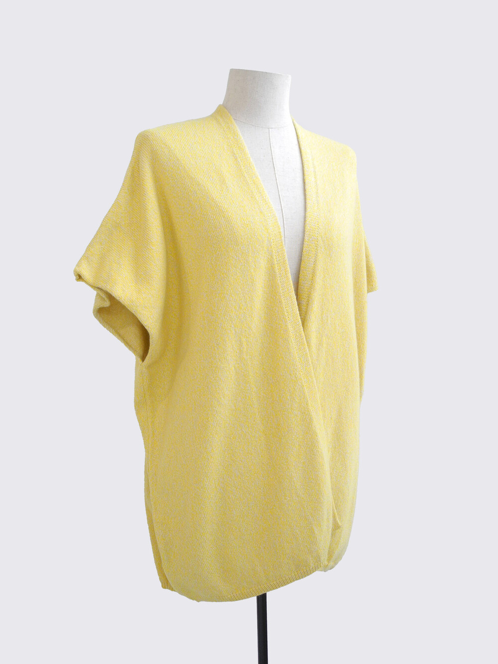 C.O.S.Y by SjaalMania Cosy Strickjacke Leuchtendes Gelb/Helles Sand