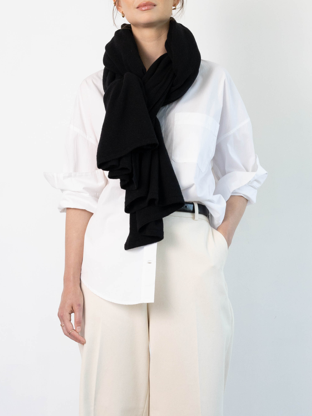 Schal Cosy Chic Solid Black C.O.S.Y by SjaalMania Schal Cosy Chic Solid Black