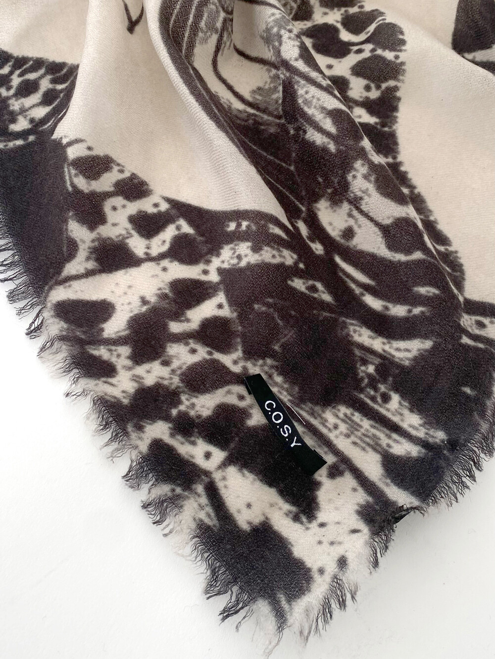C.O.S.Y by SjaalMania Scarf 100% Cashmere Butterfly Birch - Brown Black