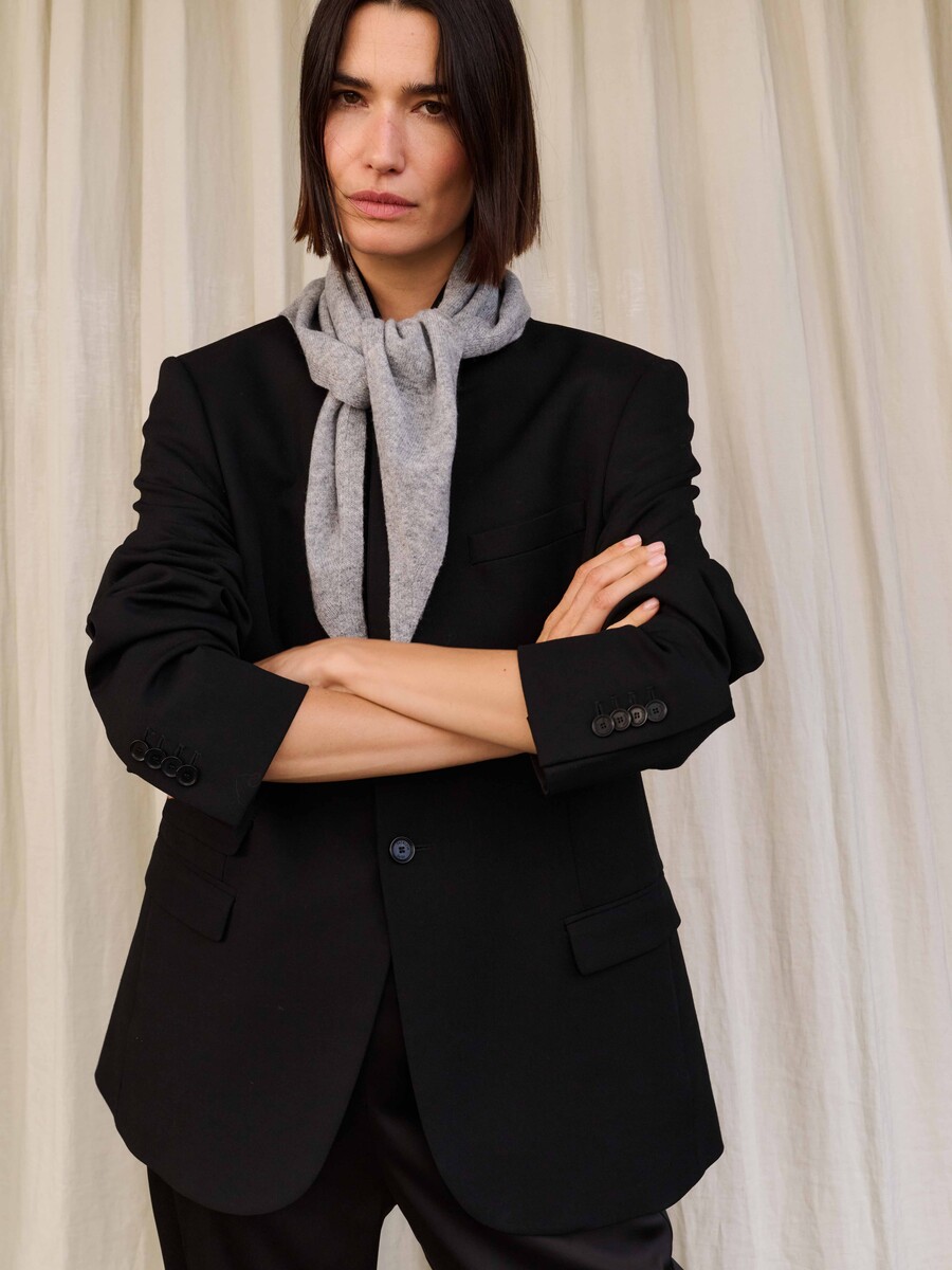 C.O.S.Y Schal Cosy Triangle Mittelgrau