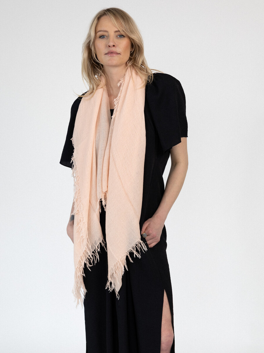 C.O.S.Y by SjaalMania Sjaal Cosy Cashmy Pale Peach