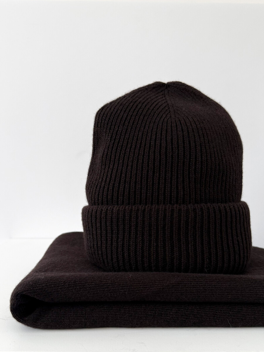 Cosy Beanie Dark Brown