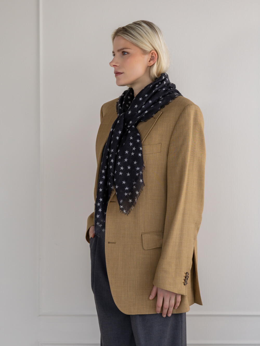 Scarf 100% Cashmere Stars Black