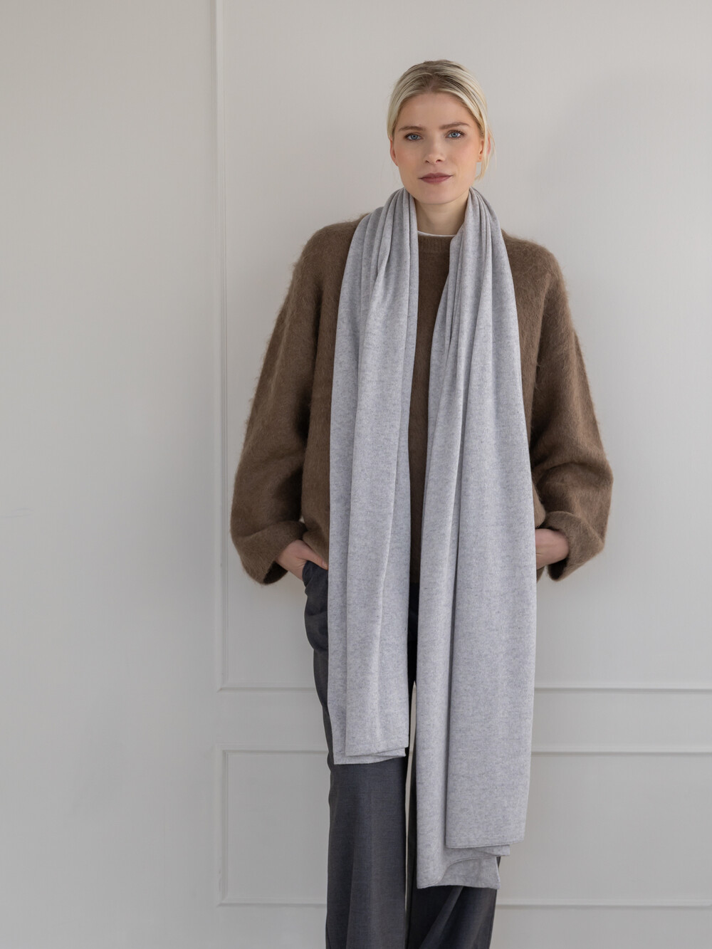 C.O.S.Y by SjaalMania Sjaal Cosy Chic Pearl Grey Melee