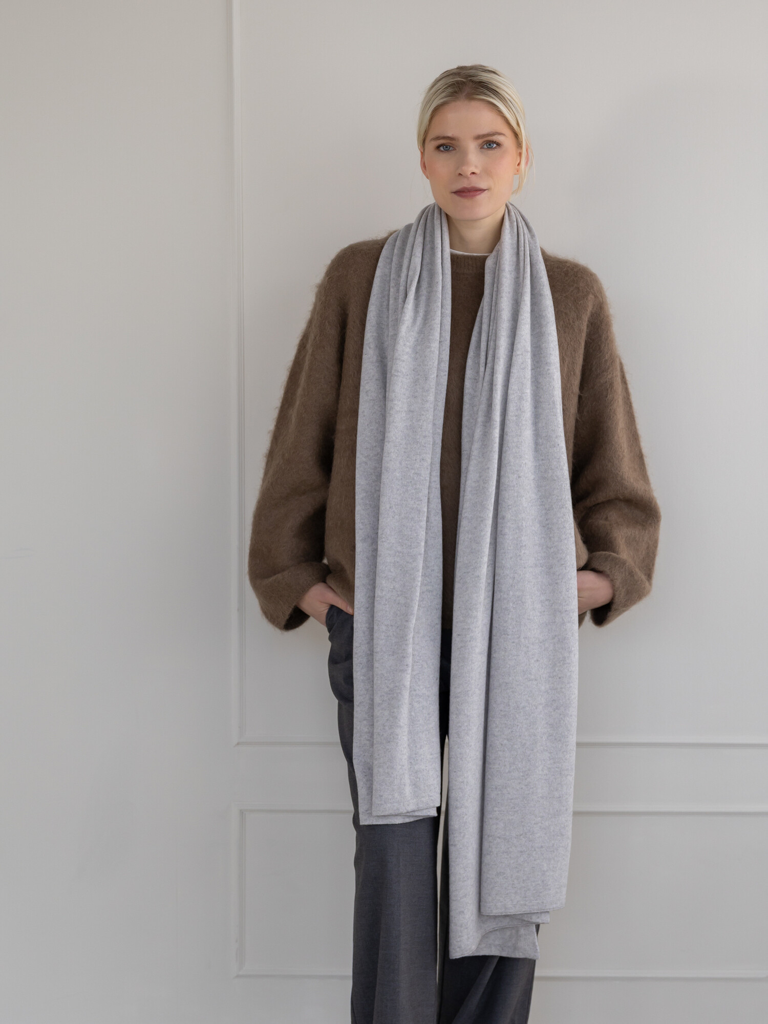 C.O.S.Y by SjaalMania Sjaal Cosy Chic Pearl Grey Melee