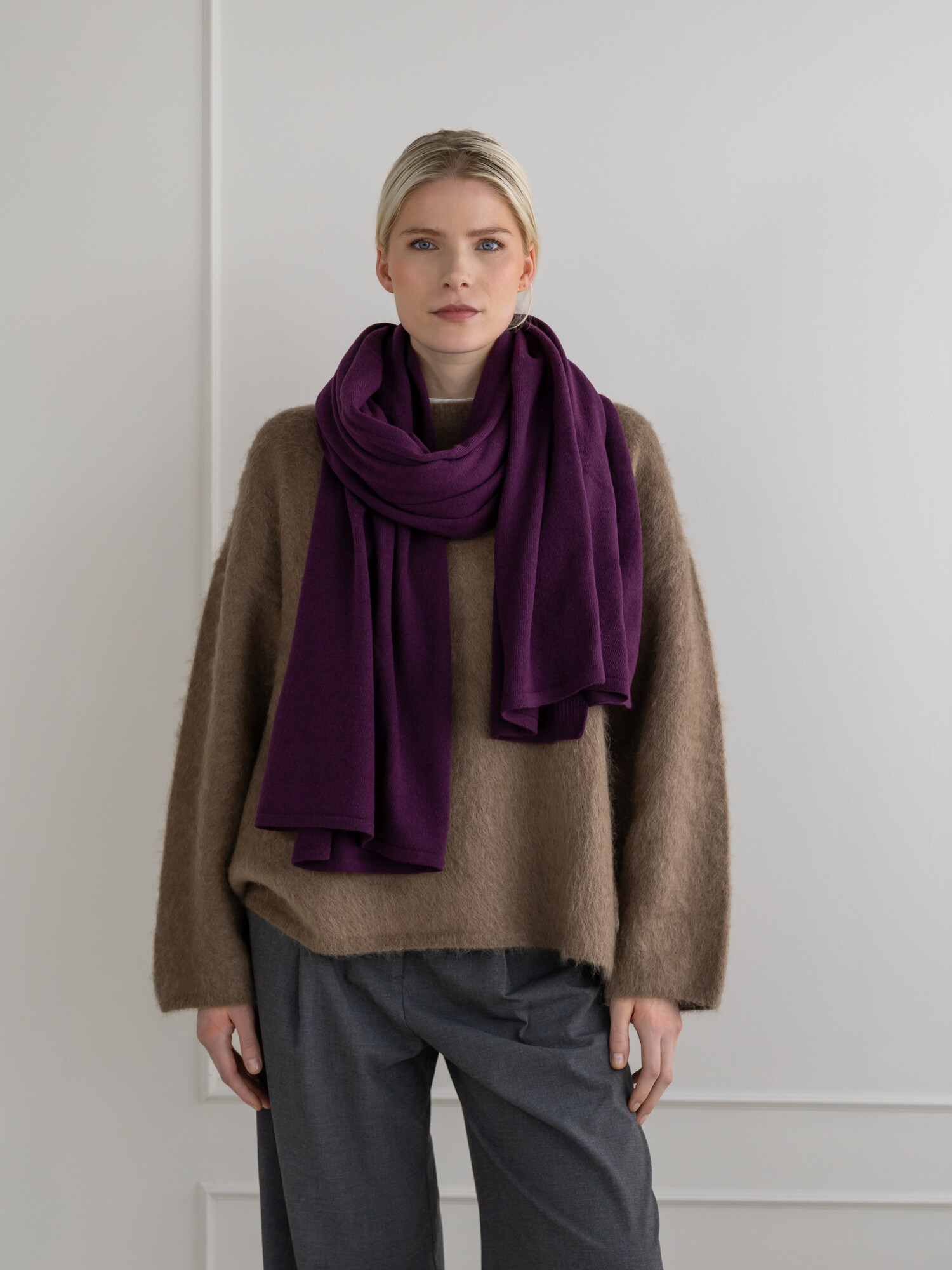 Travel Wrap Cosy Chic Plum C.O.S.Y by SjaalMania Travel Wrap Cosy Chic Plum