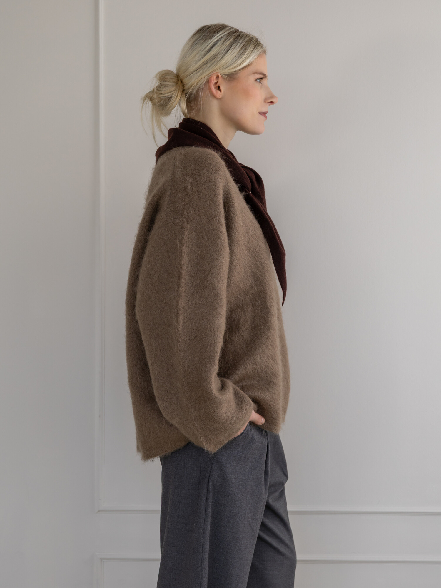 Sjaal Cosy Triangle Small Hickory