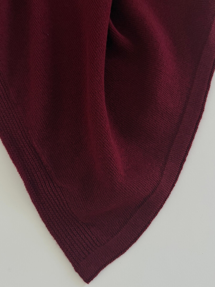 C.O.S.Y by SjaalMania TravelWrap Cosy Chic Burgundy Wine