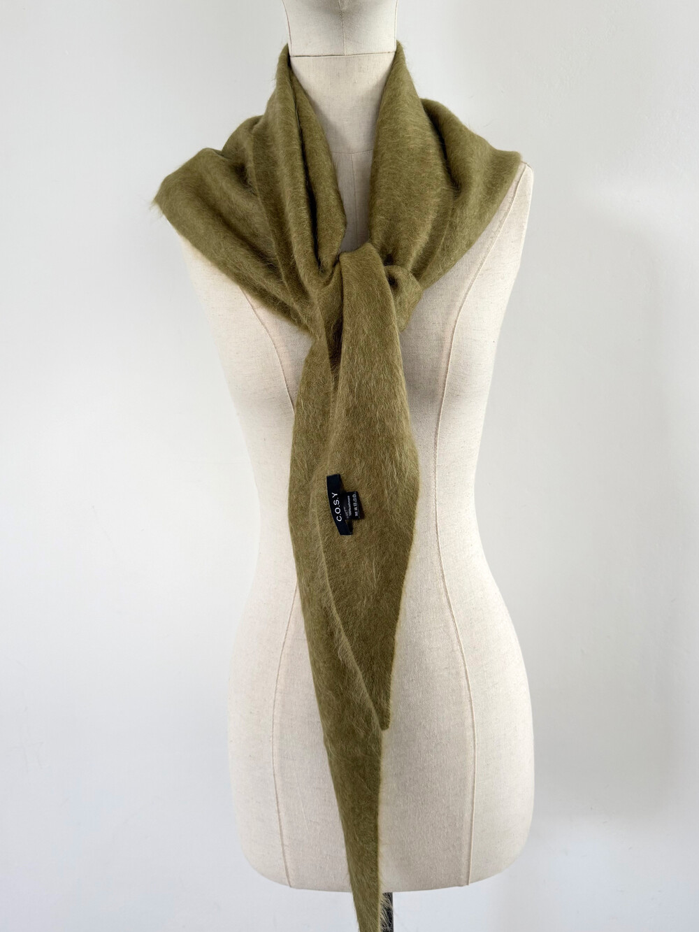 C.O.S.Y Cosy Triangle 100% gebürsteter Kaschmir Wald