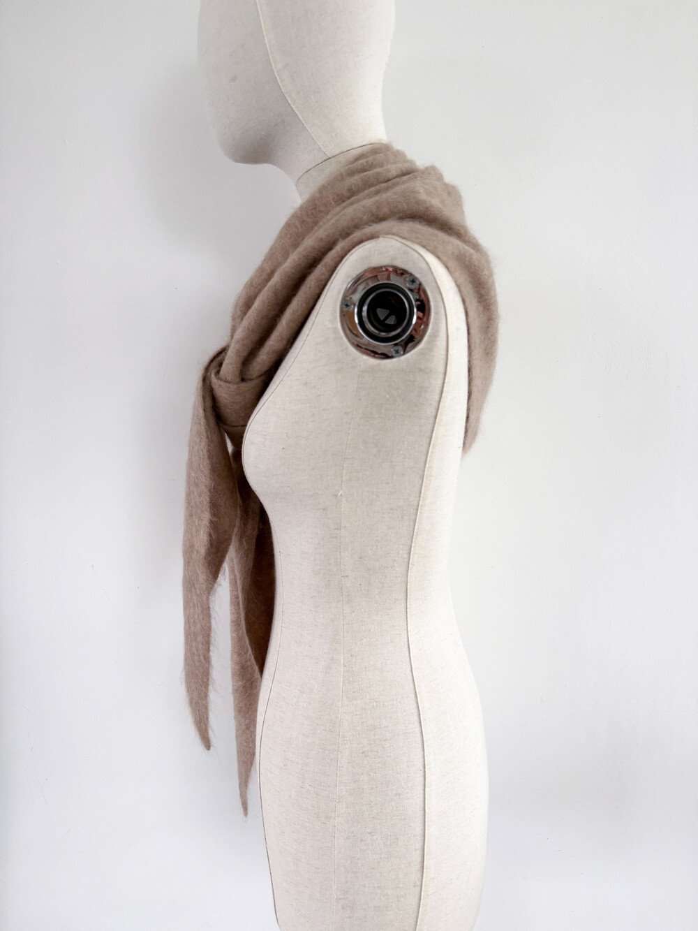 Cosy Triangle 100% Brushed Cashmere Autumn