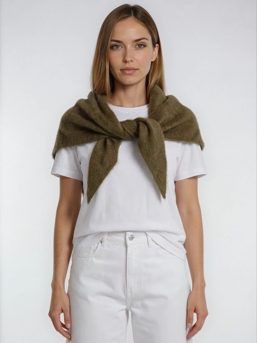 Cosy Triangle 100% Brushed Cashmere Forest