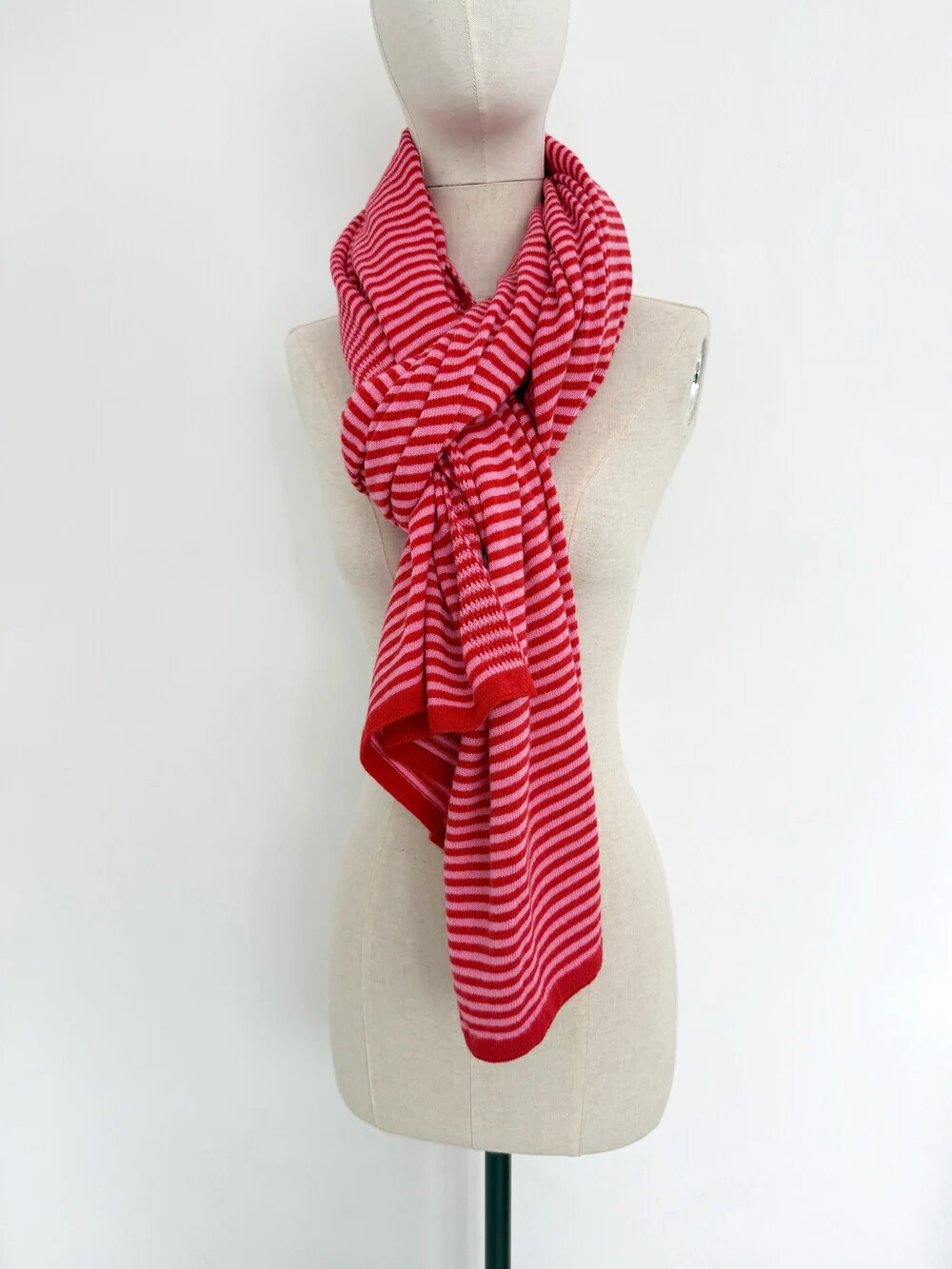 Schal Cosy Chic Stripes Lipstick Red / Fabulous Candy