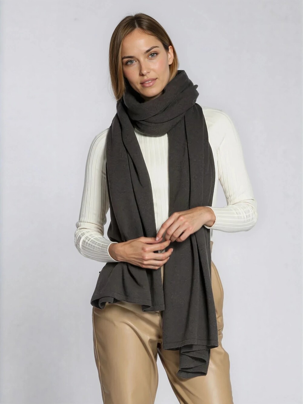 Schal ScarfMania Cosy Chic Espresso