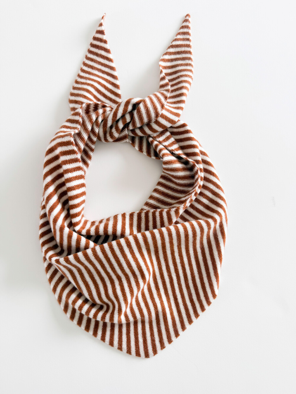 Cosy Triangle Scarf Small Shale/Maritime White