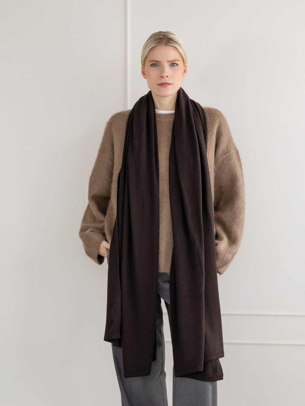 Sjaal SjaalMania Cosy Chic Dark Brown