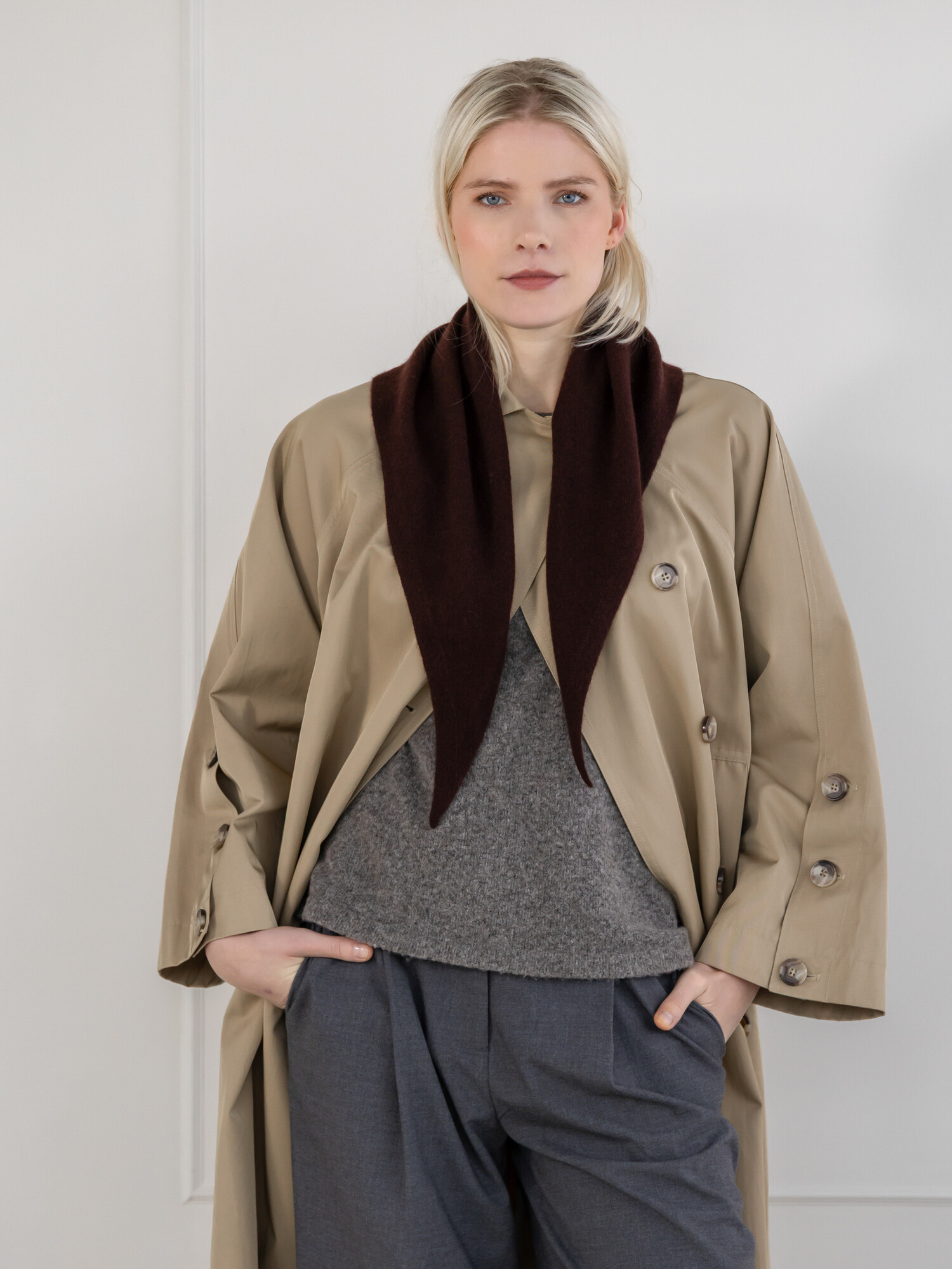 Sjaal Cosy Triangle Small Hickory
