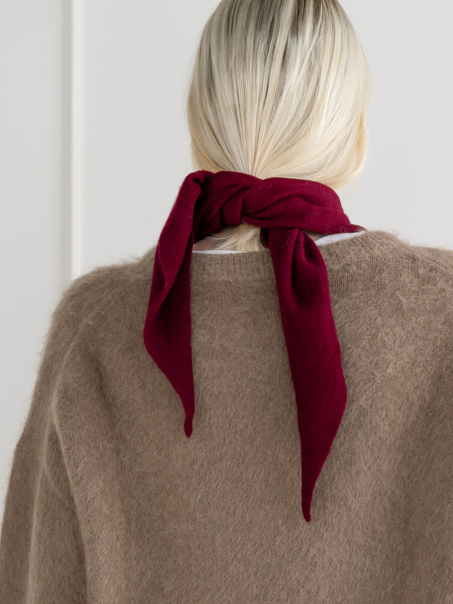 Schal Cosy Triangle Small Rouge Noir