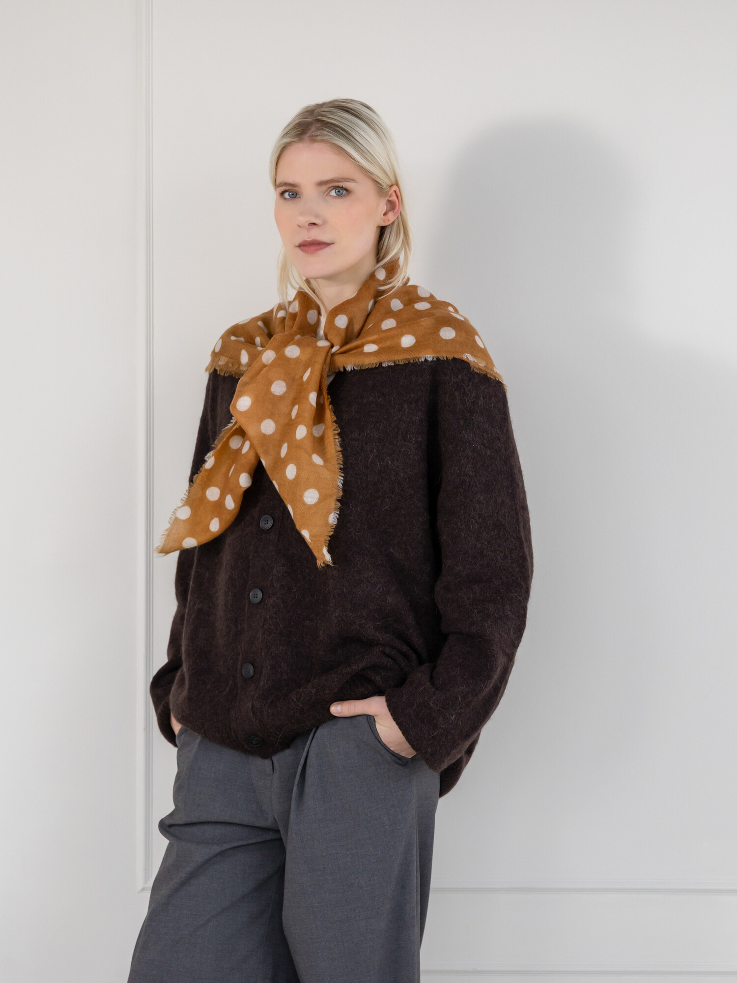 Sjaal Cosy 100% cashmere Dots Biscuit