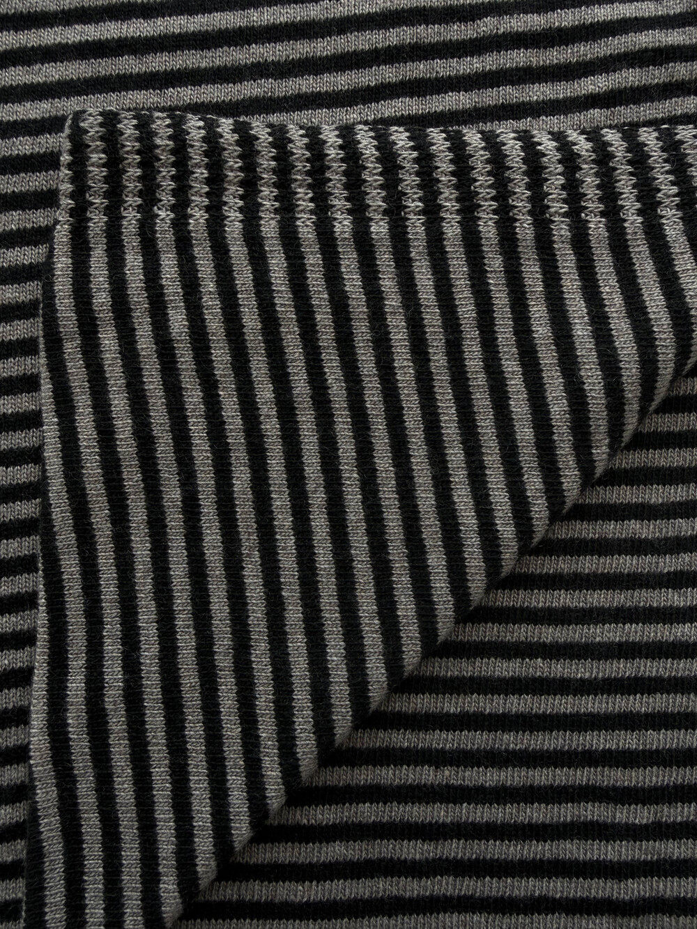 Sjaal Cosy Chic Stripes Solid Black  - Solid Grey