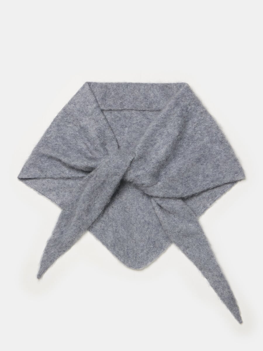 Cosy Triangle 100% Brushed Cashmere Feather