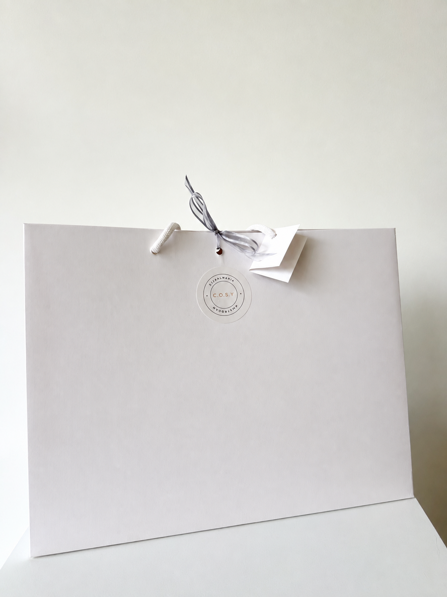 Geschenktüte aus Papier – mattweiß