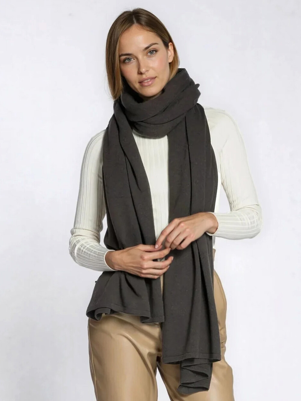 Schal ScarfMania Cosy Chic Espresso