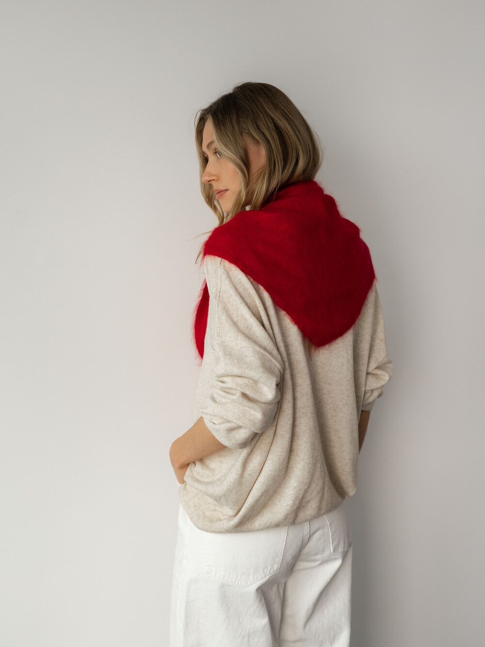Cosy Triangle 100% Brushed Cashmere Rouge