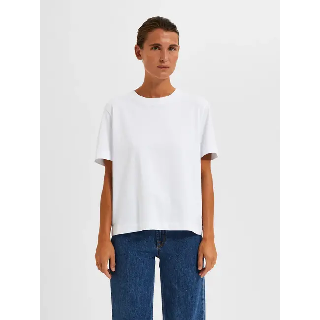 ESSENTIAL BOXY TEE White