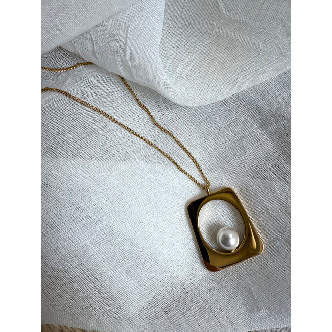 MAGALI NECKLACE Gold