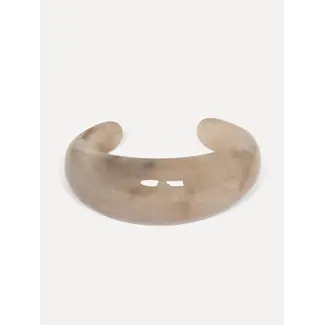 Les Soeurs RESIN OPEN BANGLE Tapue