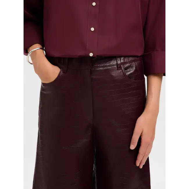DARLA CROCK PANTS Fig