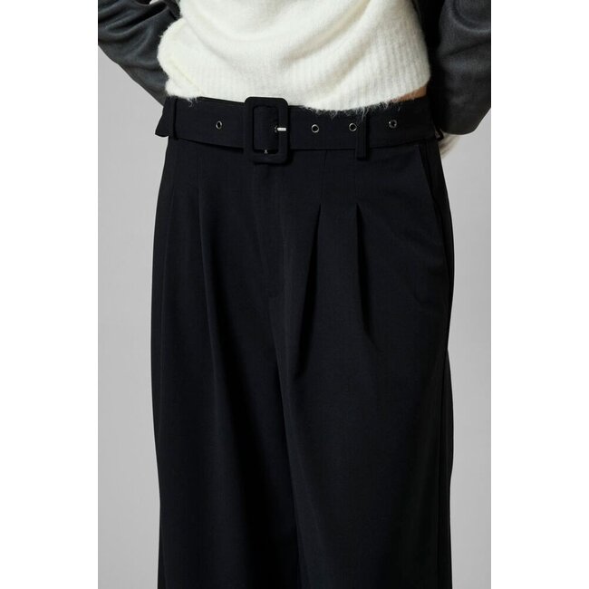 HACE VITTA WIDE PANTS Black