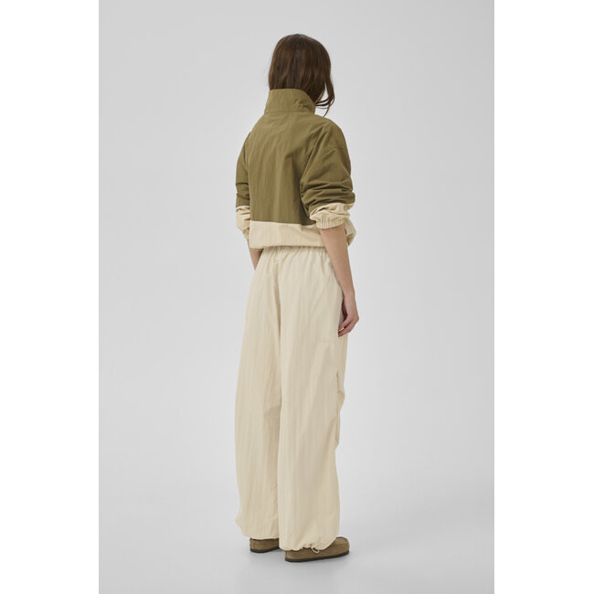 QUINN TRACK JACKET Capers Brown