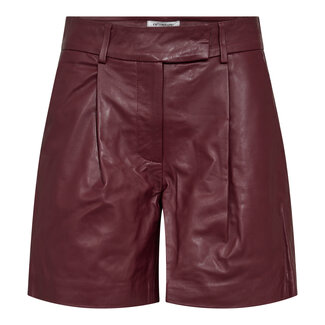 Co Couture PHOEBE LEATHER SHORT Burgundy