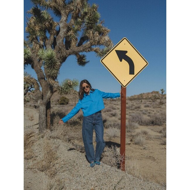 TAMY OPEN BACK SHIRT Bright Blue