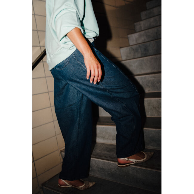 BELLA BARREL JEANS Medium Blue