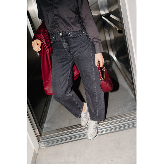MERYL BALLOON FIT JEANS Black