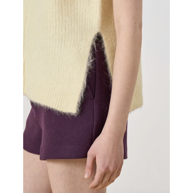 THANYA KNIT VEST Flan