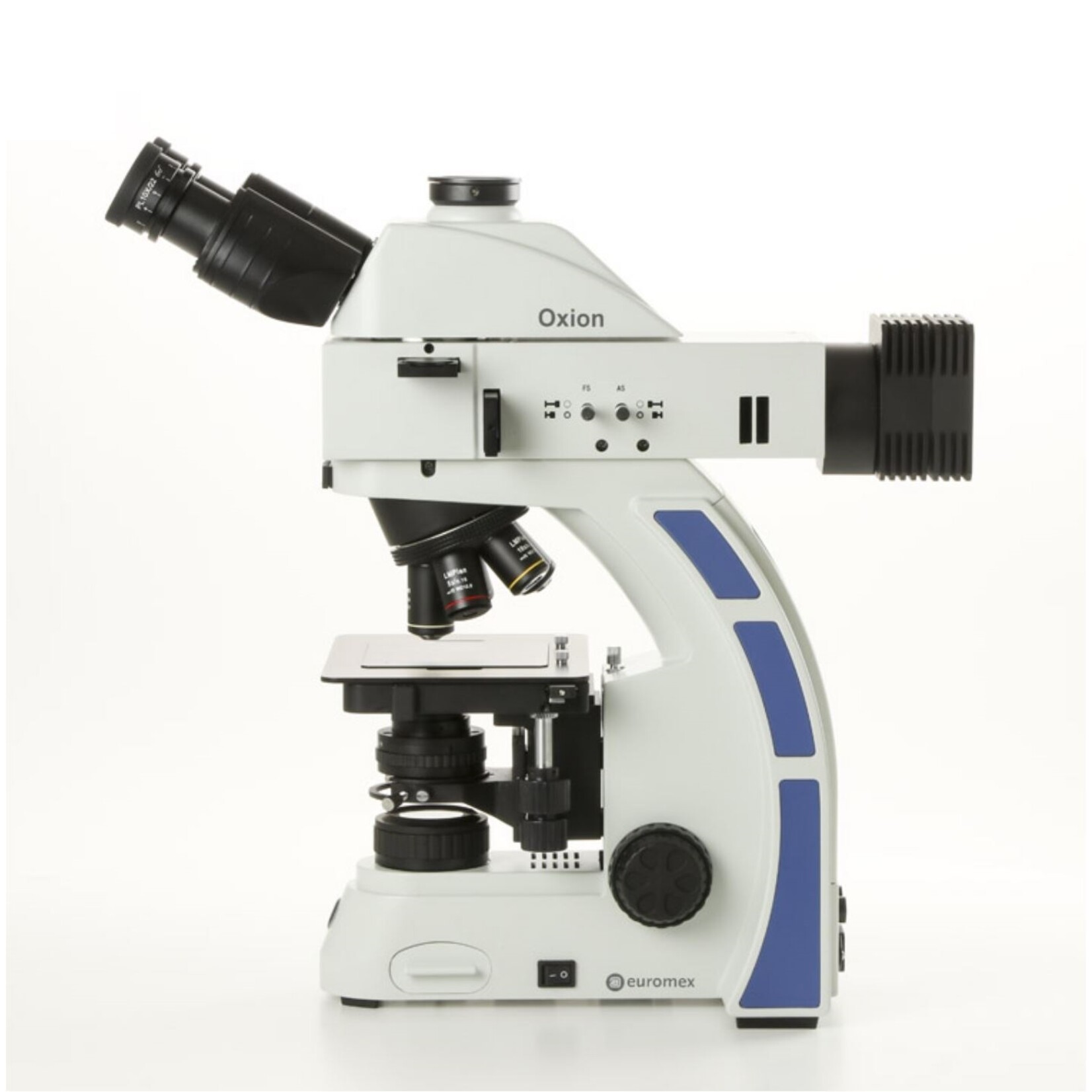 Microscópio industrial Oxion para micrografias