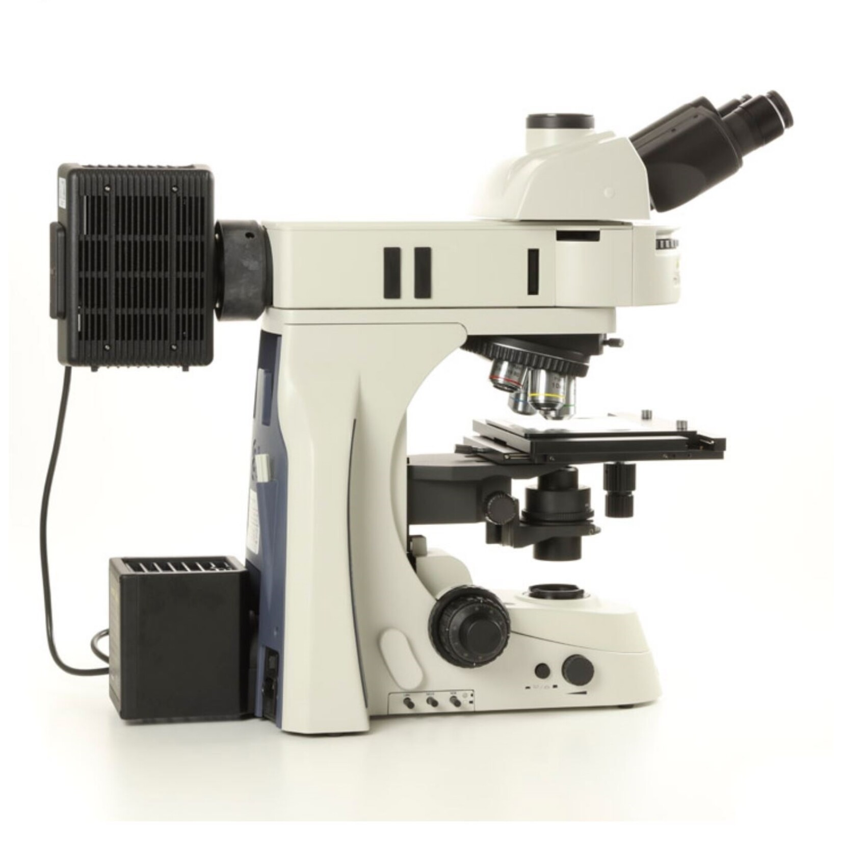 Microscopio Delphi para ensayos de materiales metalúrgicos