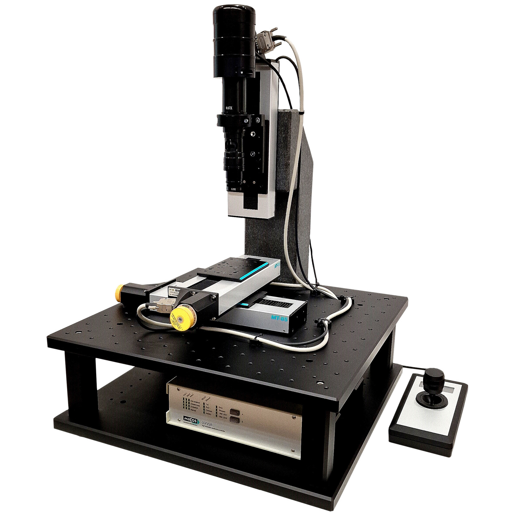 Sistema de medición especial con ejes motorizados y  sistemas de medición en X, Y y Z, incl. óptica con zoom