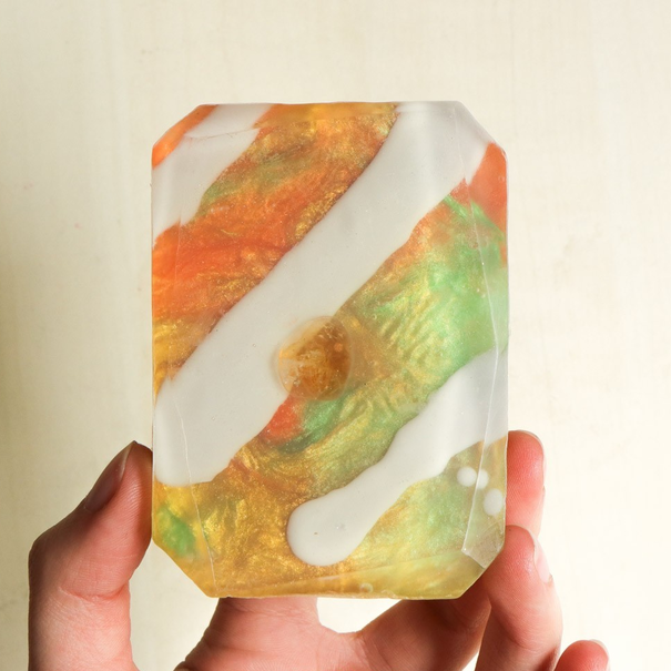 Crystal Cave Zodiac Sign Gemini | Citrine Quartz Gemstone Soap