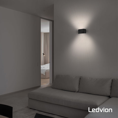 Ledvion LED Wandlamp Buiten Ash Zwart - 3000K - 9W - IP54 Ledvion LED Wandlamp Buiten Ash Zwart - 3000K - 9W - IP54