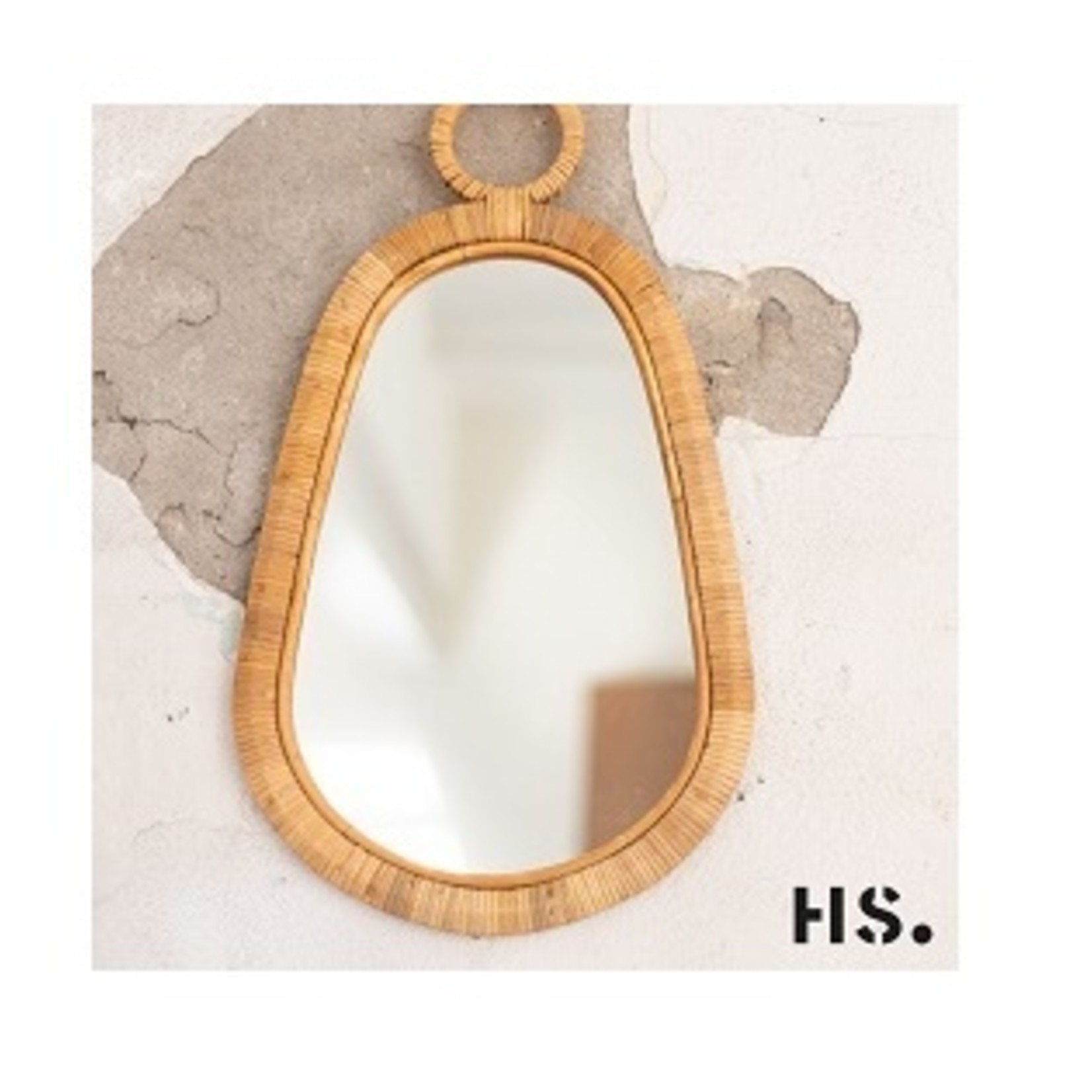 Home Society Spiegel Soltar