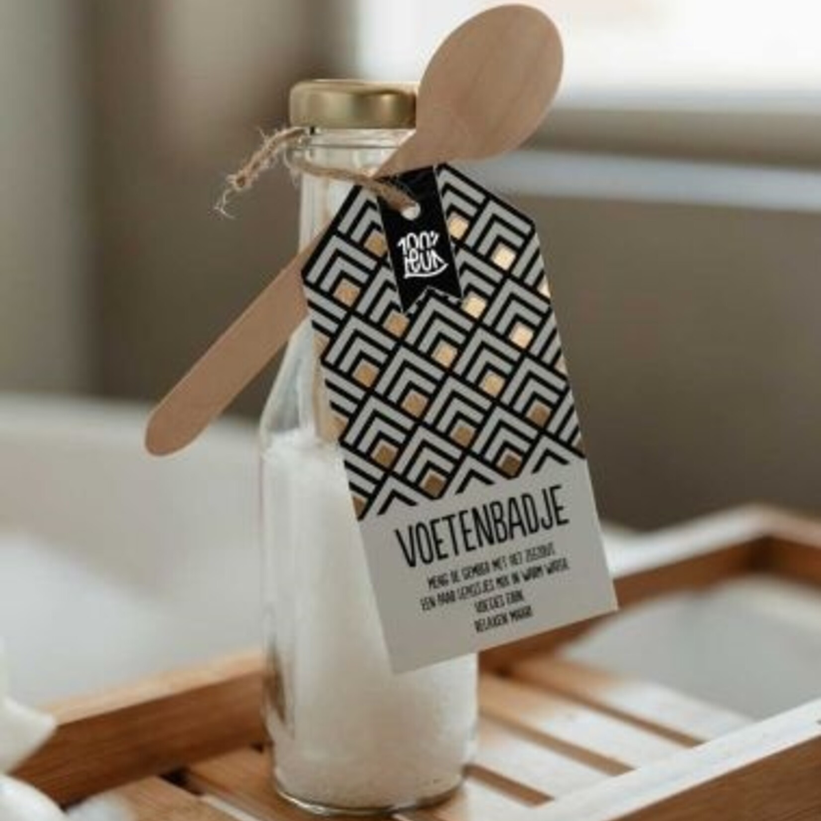 Totale leegverkoop van 100%LEUK Luxe voetenbadje